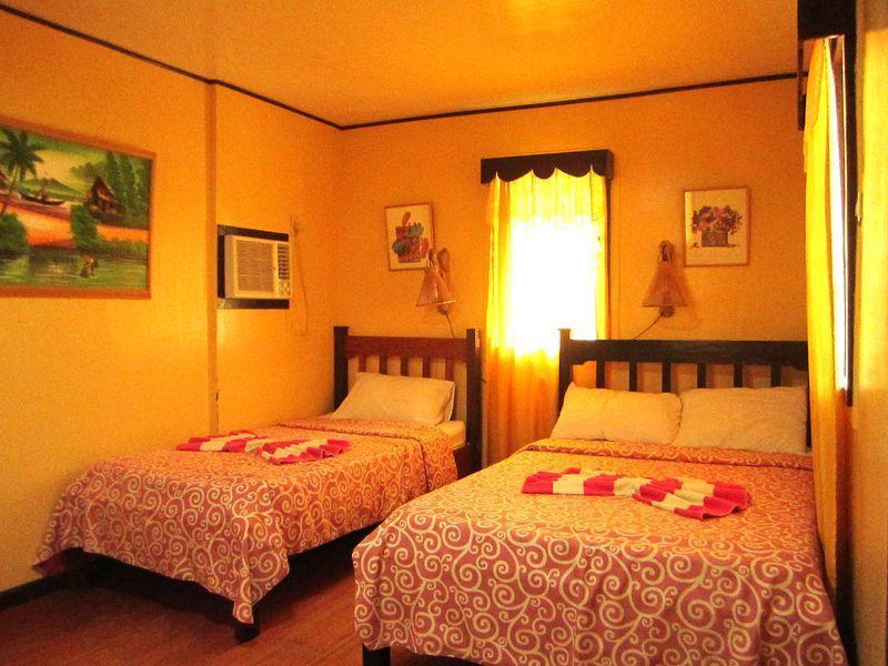 Tamaraw Beach Resort Puerto Galera Exterior photo